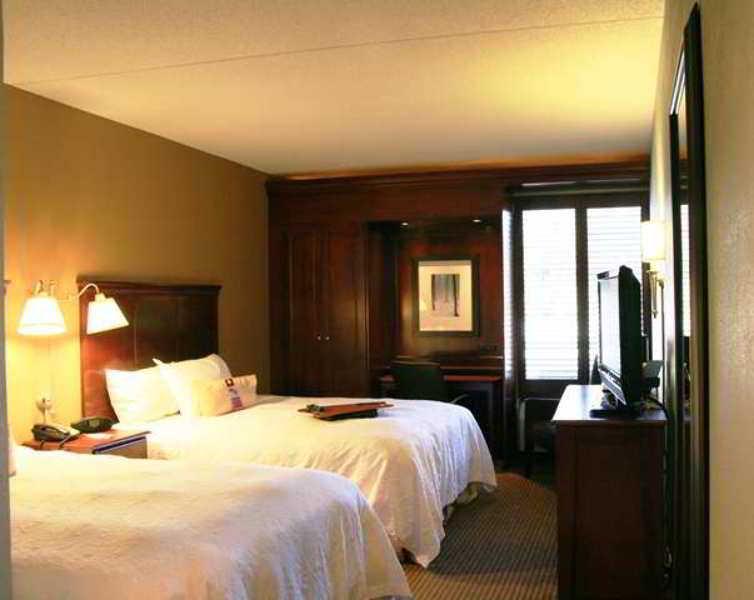 Hampton Inn Traverse City Exterior foto